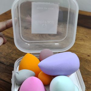 8 MAKE-UP SPONGES