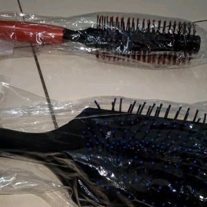 Hair Brush Set Of 2( Totally New)