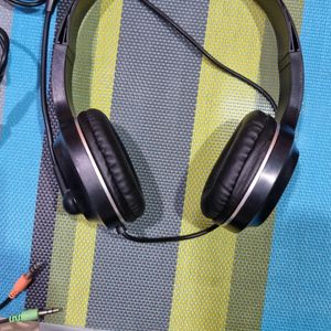 Digitek Desktop Headphones