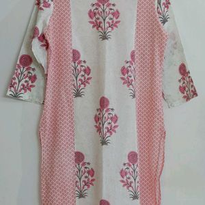 Indie Pick Pink Floral Straight Kurta