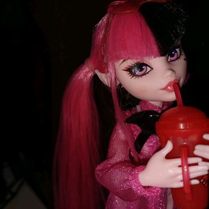 Monster high doll (Draculaura)  🦇