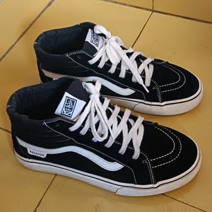 Vans Canvas Black & White Shoes