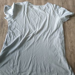 Zara Grey T