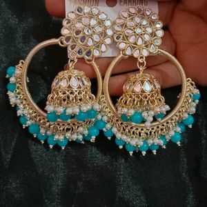 Hoop jhumka