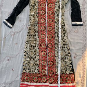 Fully Embroided Front Slit Kurta