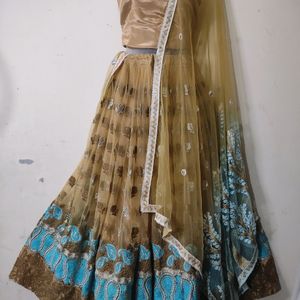 Lehenga/blouse piece and dupatta