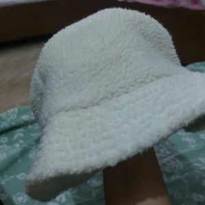 H&M Sherpa White Buckey Hat