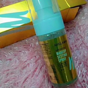 Myglamm makeup setting spray