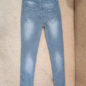 Grey High Waisted Skinny Jeans .