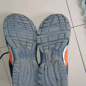 RUNNING SHOES FOR WOMAN