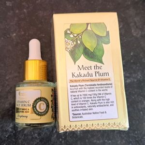 St. Botanica Vitamin C Serum