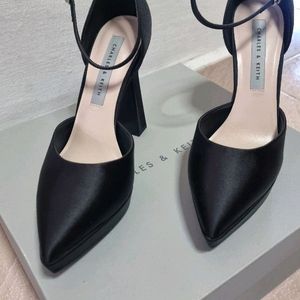 Ankle Strap D'Orsay Pumps