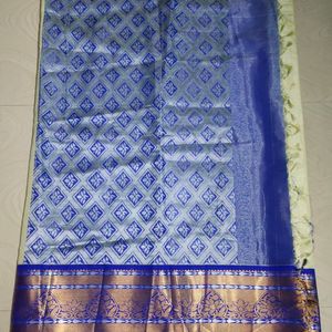 New Saree With Unstitched Blouse Piece💙