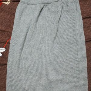 Grey knitted Skirt