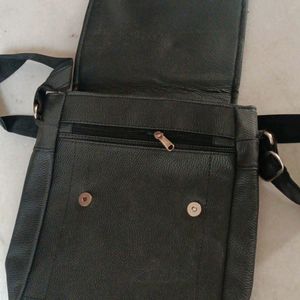 Mens Messenger Bag (Leather)