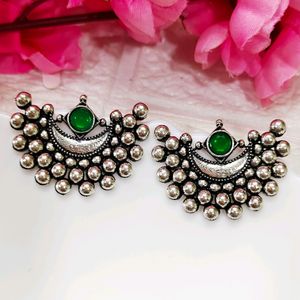 Unique Chandbali Studs