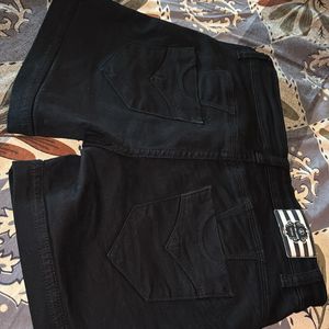 Short Black Denim Jeans