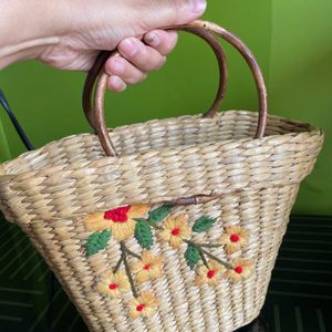 Handwoven Bag with bamboo handles