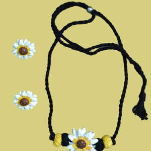 Brand New Flower Necklace Jewellery & Earrings