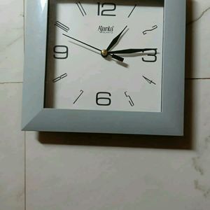 NOT WORKING WALL CLOCK.