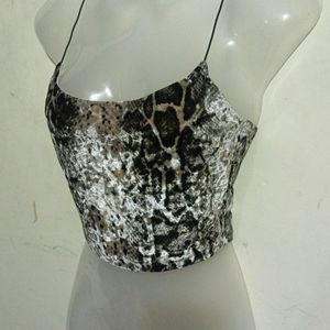 SNAKE PRINTED VELVET CROP TOP