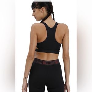 PUMAWomen Sports Lightly Padded Bra (Black)