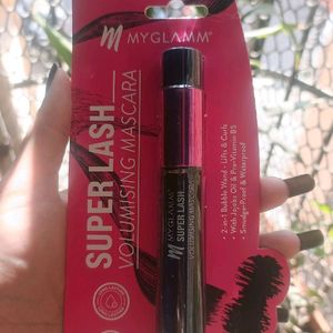 MYGLAMM MASCARA AND TOO FACED LIP INJECTION