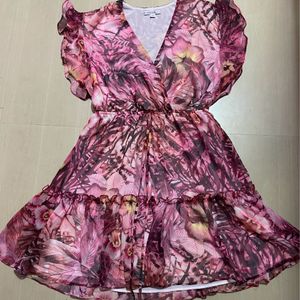 GUESS floral Printed V-neck Flutter Sleeves Dress