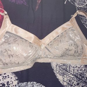 light padded skin colour bra 40 size