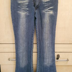 Bootcut jeans