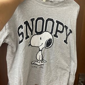 H&M Grey Snoopy Tshirt