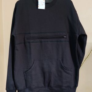 Big Pocket Black Color Fleece Sweatshirt