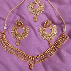 Necklace, Jhumka And Maangtika Set