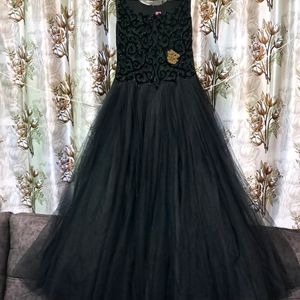 Black Heavy Gown