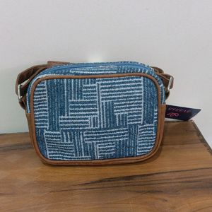 Avaasa 💙 Blue Sling Bag