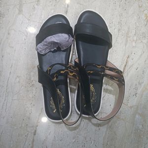 Flat Sandal