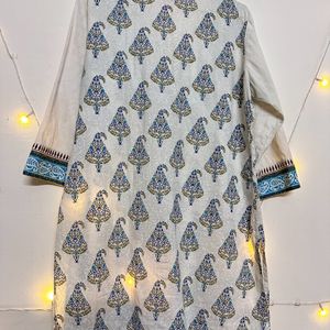 Akkriti Kurti