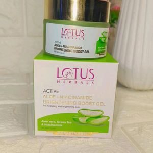 Lotus Brightening Gel