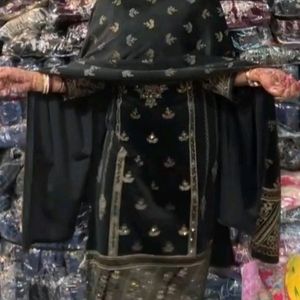 Black Nd Gold Heavy Velvet Suit With Shawl
