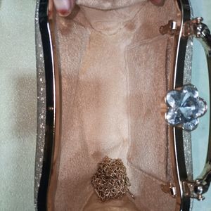 Brand New Clutch With Handle N Chain And Diamond