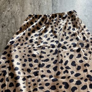 Cheetah Print Skirt(Midi)