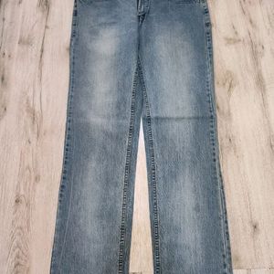 New Sabrin Jeans Size 34 Cs0043