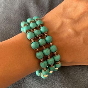 Turquoise blue beaded bracelet