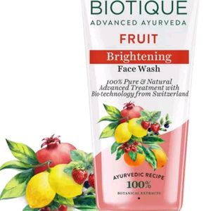 Biotique Fruit Brightening Facewash