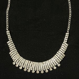 Fancy Stoned Necklace With Earrings Set