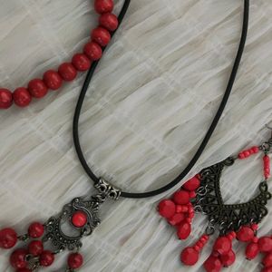 SET OF RED BEADED JEWELLERY