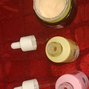 Plix Dewy Serum And Lotus Botanical Day Creme