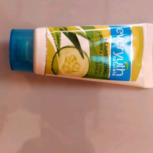 Everyuth Naturals Rejuvenating Cucumber&Aloe Vera