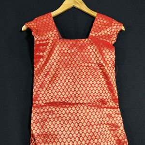 Red Floral Printed Square Neck Kurti (Women)