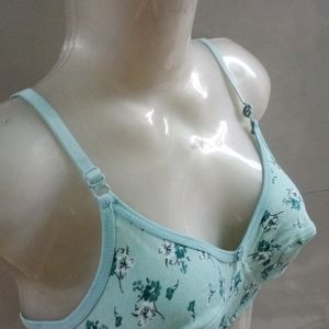 Flora fine fitting bra with tag